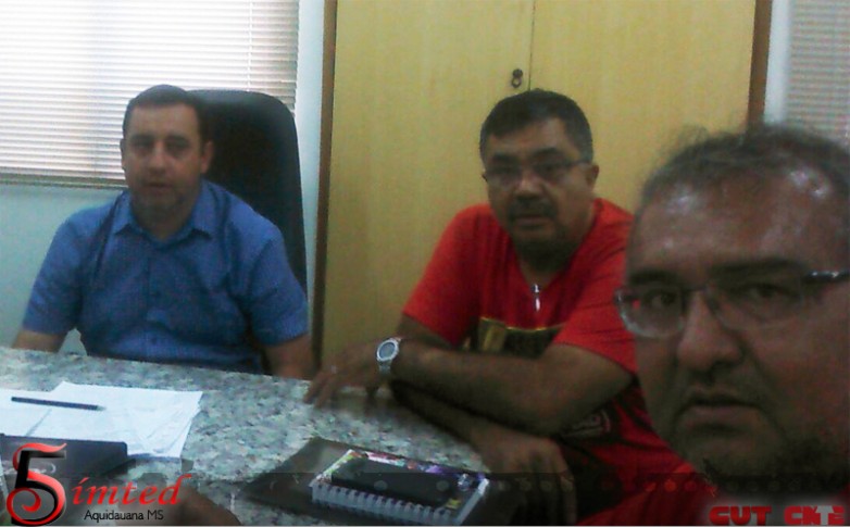 Salários e melhorias na educação municipal marca encontro do SIMTED com prefeito de Aquidauana