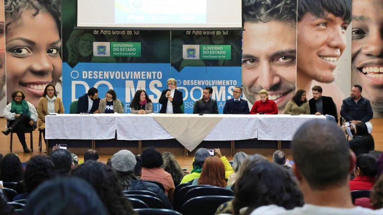Delegação de Aquidauana participa da Conferência Estadual de Educação que define diretrizes do novo Plano Estadual de Educação