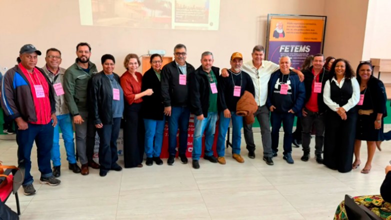 SIMTED Aquidauana participa da Assembleia Geral Extraordinária da FETEMS